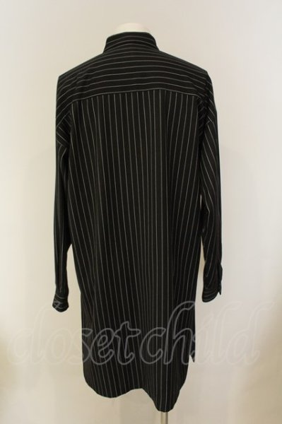 画像2: NO ID. / ロングシャツコート ONE ブラック O-25-01-17-028-NO-sh-YM-ZT256 (2)