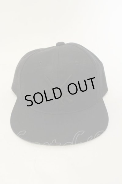 画像2: Moonage Devilment / レザーパッチ刺繍フラットバイザーキャップ Sword  ブラックｘブラック O-25-01-17-046-Mo-za-YM-ZT221 (2)