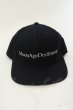 画像2: Moonage Devilment / レザーパッチ刺繍フラットバイザーキャップ MAD  ブラックｘホワイト O-25-01-17-047-Mo-za-YM-ZT497 (2)