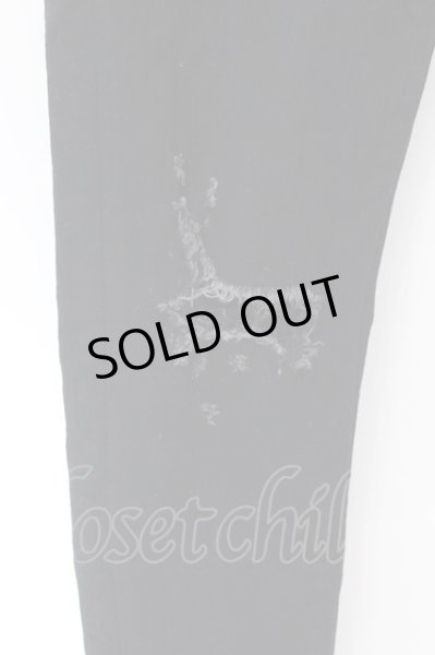 画像2: GOSTAR DE FUGA / 膝クラッシュ加工ストレッチスキニーデニムパンツ 44 ブラック O-25-01-30-009-GO-pa-YM-ZT100 (2)