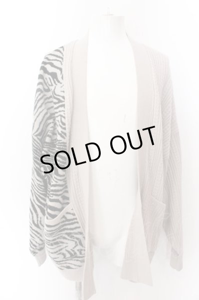 画像1: GLIMCLAP / Asymmetry pattern collar-less sweater カーディガン L ベージュ O-25-02-12-022-CL-to-YM-ZT020 (1)