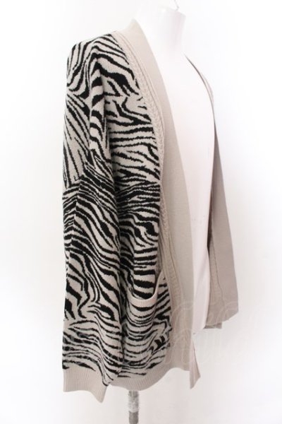 画像3: GLIMCLAP / Asymmetry pattern collar-less sweater カーディガン L ベージュ O-25-02-12-022-CL-to-YM-ZT020