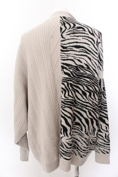 画像4: GLIMCLAP / Asymmetry pattern collar-less sweater カーディガン L ベージュ O-25-02-12-022-CL-to-YM-ZT020
