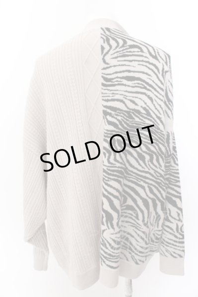 画像4: GLIMCLAP / Asymmetry pattern collar-less sweater カーディガン L ベージュ O-25-02-12-022-CL-to-YM-ZT020 (4)