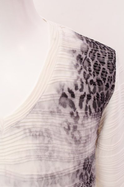 画像2: TORNADO MART / レオパードタックジャガードVネックカットソー L ホワイト O-25-02-20-008-TO-to-YM-ZT094 (2)