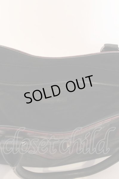 画像4: TORNADO MART / クロコエンボスコンビPUトートバッグ  ボルドーｘブラック O-25-03-09-126-TO-ba-YM-ZT128 (4)