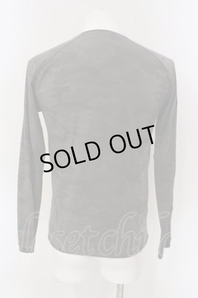 画像2: TORNADO MART / カモフラVネックカットソー  ダークグレー O-25-03-16-005-TO-to-YM-ZT245 (2)