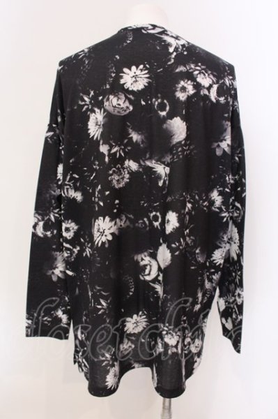 画像2: NO ID. BLACK / フラワー総柄BIGロンTカットソー ONE ブラック O-25-03-20-010-NO-to-YM-ZT011 (2)