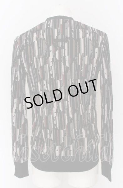 画像2: NO ID. / EジャガードVネックカーディガン 1 ブラック O-25-04-04-029-NO-to-YM-ZT252 (2)