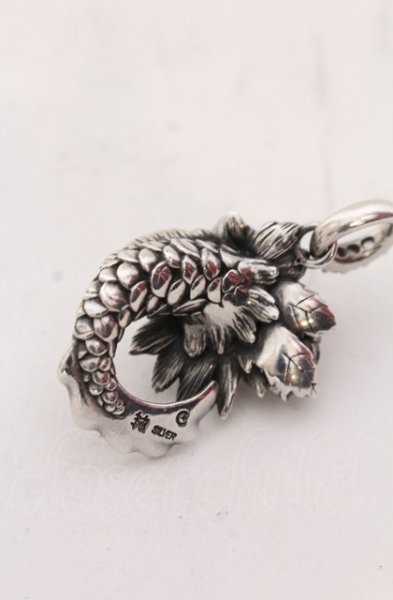 画像4: Bloody Mary / ロータスヘッドペンダント  シルバーｘホワイトトパーズ O-25-04-04-071-Bl-ac-YM-OS (4)