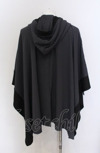画像3: NO ID. BLACK / ドローストリングスフーデッドポンチョ ONE グレー O-25-04-04-007-NO-ja-YM-ZT246 (3)