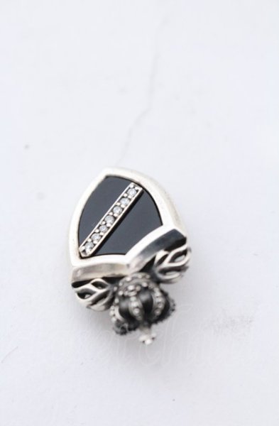 画像2: Justin Davis / CROWN SHIELD ペンダント  ブラックｘシルバー O-25-04-04-081-Ju-ac-YM-OS (2)