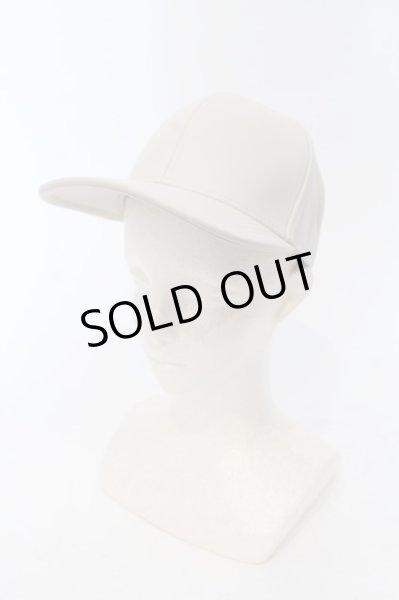 画像1: NO ID. / シンセティックレザーBB-CAP キャップ ONE アイボリー O-25-04-06-072-NO-0-YM-ZT134 (1)