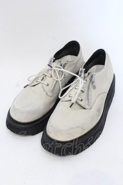 画像1: JULIUS / COW SKIN DOUBLE ZIP THICK-SOLED シューズ 3 アイボリー O-25-04-06-084-JU-sho-YM-ZT-S001 (1)