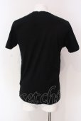 画像2: Black by VANQUISH / ボックスプリントVネックTシャツ M ブラック O-25-04-10-046-Bl-ts-YM-ZT144 (2)