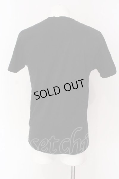 画像2: Black by VANQUISH / ボックスプリントVネックTシャツ M ブラック O-25-04-10-046-Bl-ts-YM-ZT144