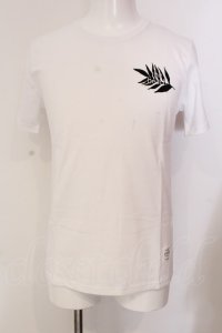 CavariA / パームプリントTシャツ 44 ホワイト O-25-04-10-071-Ca-ts-YM-ZT077