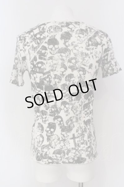 画像2: CavariA / スカル総柄Tシャツ 44 ホワイト O-25-04-10-073-Ca-ts-YM-OS (2)