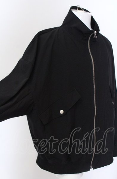 画像2: NO ID. / テックイージートラックBIGブルゾン ONE ブラック O-25-04-11-016-NO-ja-YM-ZT198 (2)