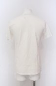画像2: GOSTAR DE FUGA / 色彩花柄VネックTシャツ 46 ホワイト O-25-04-11-026-GO-ts-YM-OS (2)