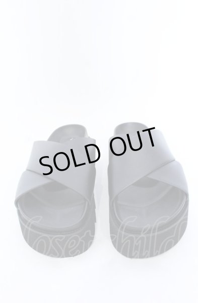 画像2: NO ID. / プラットフォームクロスサンダル L ブラック O-25-05-18-063-NO-sho-YM-ZT0525D (2)