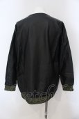 画像2: NO ID. / コーティングストレッチマルチポケットドルマンプルオーバー ONE ブラックｘカーキ O-25-05-22-040-NO-to-YM-OS (2)