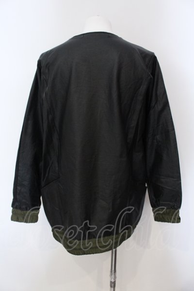 画像2: NO ID. / コーティングストレッチマルチポケットドルマンプルオーバー ONE ブラックｘカーキ O-25-05-22-040-NO-to-YM-OS