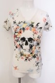 画像1: CIVARIZE / BitingフラワースカルVネックTシャツ 44 ホワイト O-25-05-22-032-CI-ts-YM-OS (1)