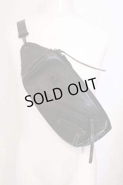 画像1: Roen / Dakotaコラボ　カウハイドショルダーバッグ  ブラック O-25-05-25-052-Ro-ba-YM-ZT286 (1)