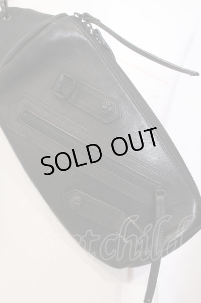 画像2: Roen / Dakotaコラボ　カウハイドショルダーバッグ  ブラック O-25-05-25-052-Ro-ba-YM-ZT286 (2)