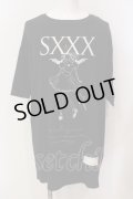 MARDIGRAS(SADS清春) / SXXX BIG Tシャツ  ブラック O-25-05-25-013-MA-ts-YM-OS
