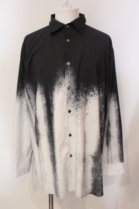 CIVARIZE / バイカラースプレープリントビッグシャツ F ブラックｘホワイト O-25-05-25-020-CI-sh-YM-OS