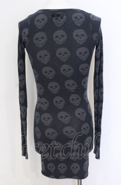 画像2: IFSIXWASNINE / LSV スカル総柄カットソー 0（レディース） チャコール O-25-05-31-052-IF-to-YM-ZT371 (2)