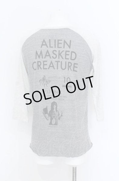 画像2: MARDI GRAS / ALIEN MASKED CREATURE ラグラン五分袖カットソー  グレー O-25-05-31-014-MA-ts-YM-ZT333 (2)