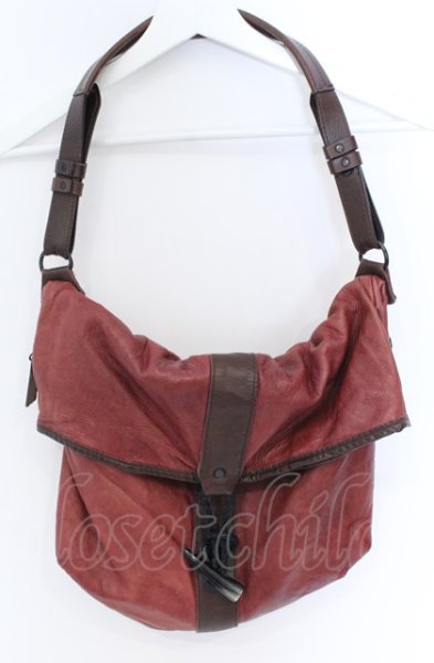 画像2: TORNADO MART / カウハイドトグルショルダーバッグ  ボルドー O-25-05-31-096-TO-ba-YM-ZT-MK001 (2)