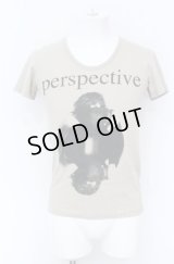 en / perspective Tシャツ  ベージュ O-25-05-31-032-EN-ts-YM-ZT334