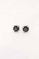 Justin Davis / CROWN STUD ピアス  シルバー O-25-07-08-009-Ju-ac-YM-OS