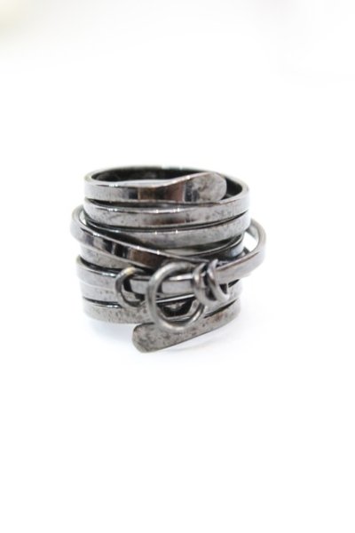 画像1: gunda / BANDAGE RING リング 11号 ガンメタル O-25-09-04-055-gu-ac-YM-OS