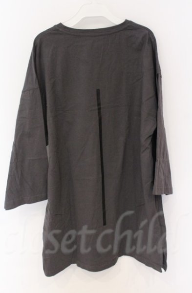 画像3: NO ID. / ラインプリント七分袖シャツ ONE チャコール O-25-10-22-046-NO-to-YM-ZT90 (3)