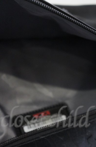 画像9: wjk / TUMI サラトガスリングボディバッグ F ブラック O-25-10-22-050-wj-ba-YM-OS (9)