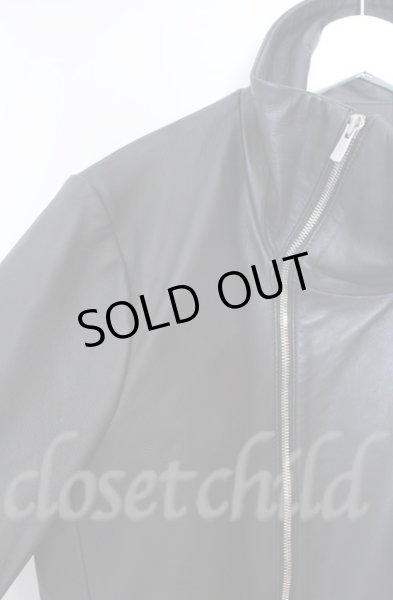 画像2: NO ID. / シープレザーハイカラーコート 2 ブラック O-25-10-22-002-NO-ou-YM-OS (2)