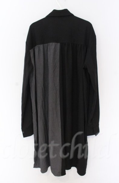 画像3: NO ID. BLACK / ギャザーロングシャツ ONE ブラックｘグレー O-25-10-28-023-NO-sh-YM-OS (3)