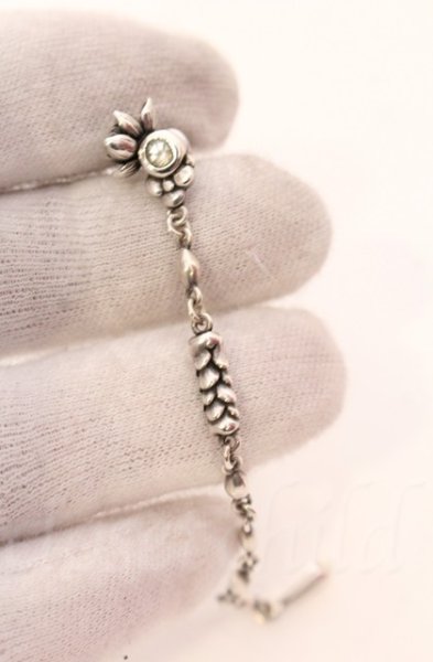 画像2: Bloody Mary / ウォーターローズピアス  シルバーｘクリア O-25-11-06-026-Bl-ac-YM-OS (2)