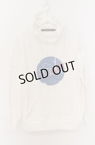 画像1: NO ID. BLACK / SCUMプリントプルオーバーパーカー 1 ホワイト O-25-12-26-021-NO-to-YM-ZT029 (1)