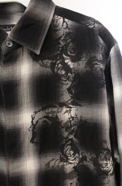 画像2: TORNADO MART / ローズプリントチェックロングシャツ M ブラック O-26-01-03-014-TO-sh-YM-ZT0104S (2)