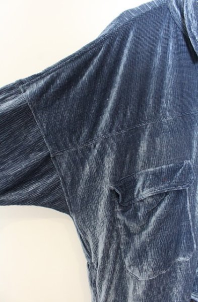 画像2: NO ID. / ベロアワッシャーマルチポケットブルゾン ONE ブルー O-26-01-03-015-NO-ja-YM-ZT0104S (2)