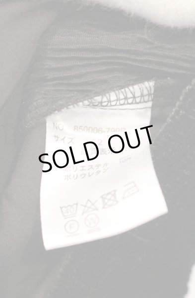 画像4: NO ID. / ベロアワッシャーフロントスリットトラウザーズパンツ 2 ブラック O-26-01-03-023-NO-pa-YM-ZT235 (4)