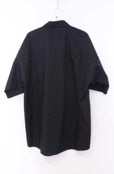 画像3: NO ID. / ストレッチショートカラーBIGシャツ ONE ブラック O-26-02-06-019-NO-sh-YM-OS (3)