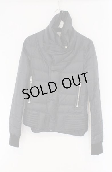 画像1: s'exprimer / ブライトタフタカヴァードネックダウンジャケット 42（XS） ブラック O-26-02-15-001-s'-ja-YM-OS (1)