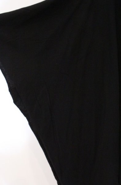 画像2: NO ID. BLACK / C天竺クロスシームドレープネックポンチョ ONE ブラック O-26-02-15-011-NO-to-YM-OS (2)